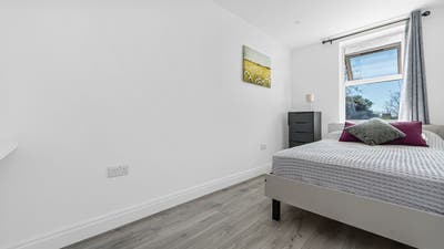 🛍️🛒🚆 Lovely Room by Clapham South | SW4 Gem🛍️ Main Photo
