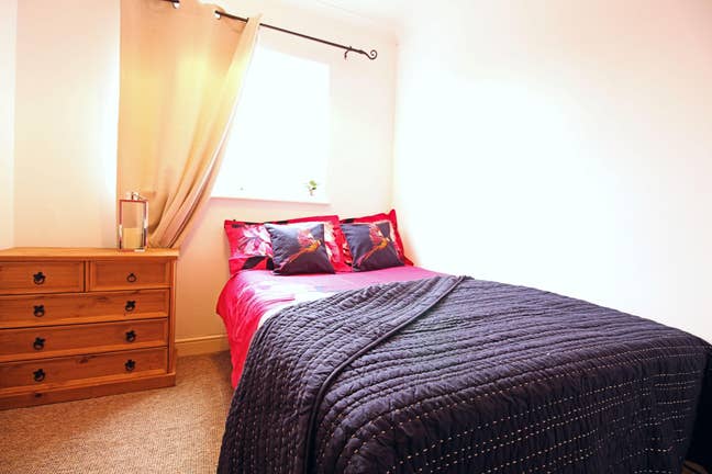 🏡Beautiful Double Room| All Bills Included Main Photo