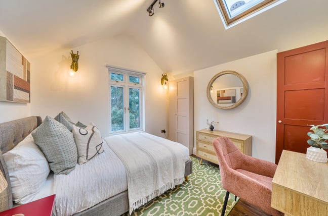 Stunning Double Room  Main Photo