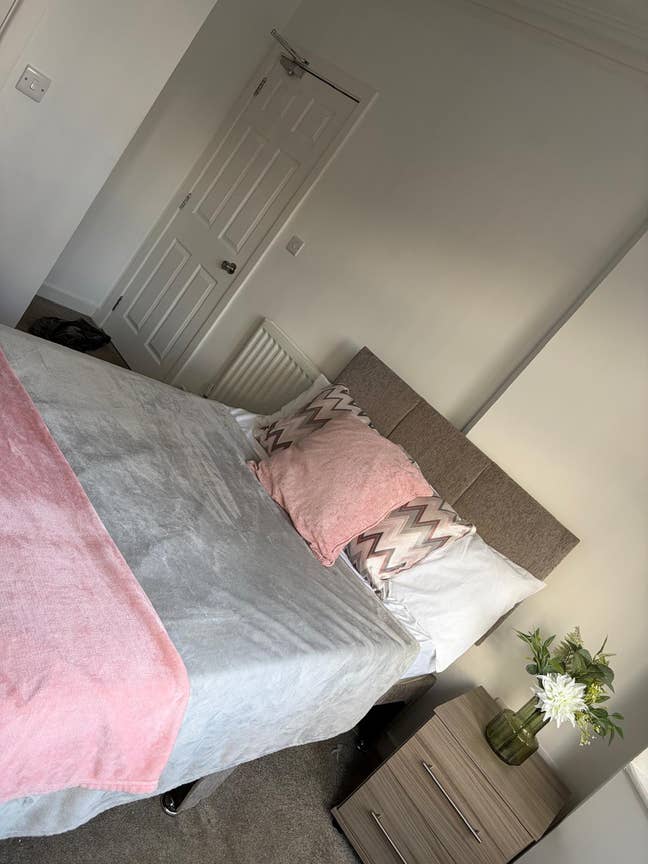 🏡Ensuite Room - Town Centre 🏡 2 weeks free! Main Photo