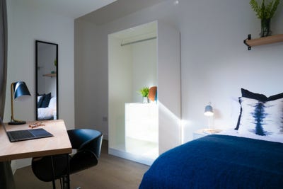 Stylish house, Kelsey St - &pound;0 Deposit & Bills incl Main Photo