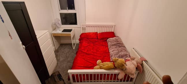 Small double room in Woolwich  Main Photo