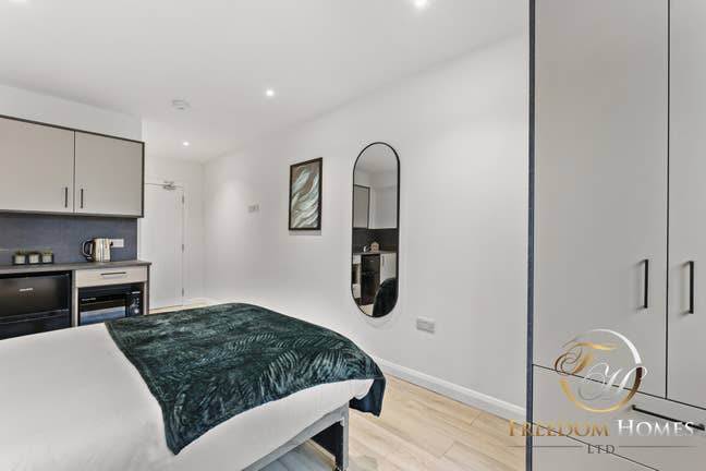 🎺Amazing Studio in Fletton, High Street 🎺 Main Photo