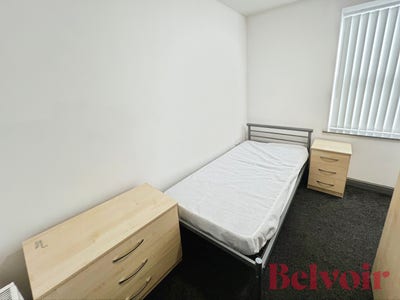 1 bedroom House share To Let Main Photo
