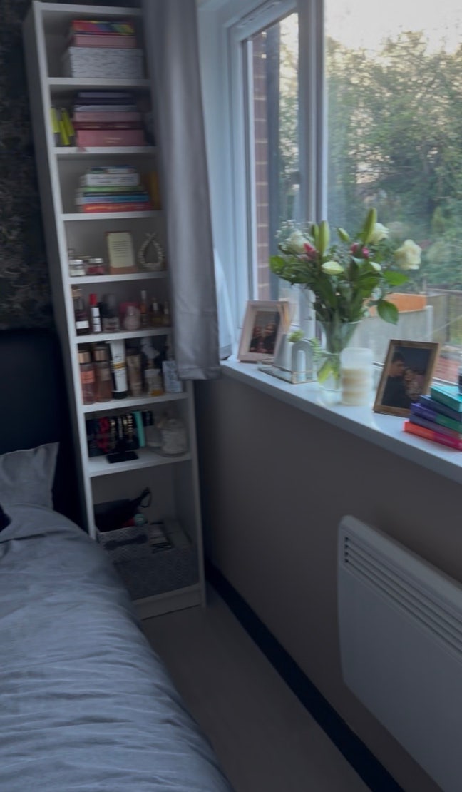 En-suite room available  Main Photo