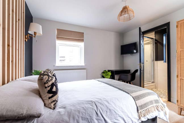 The Tranquil Property In Kendrick Close PE2 Main Photo