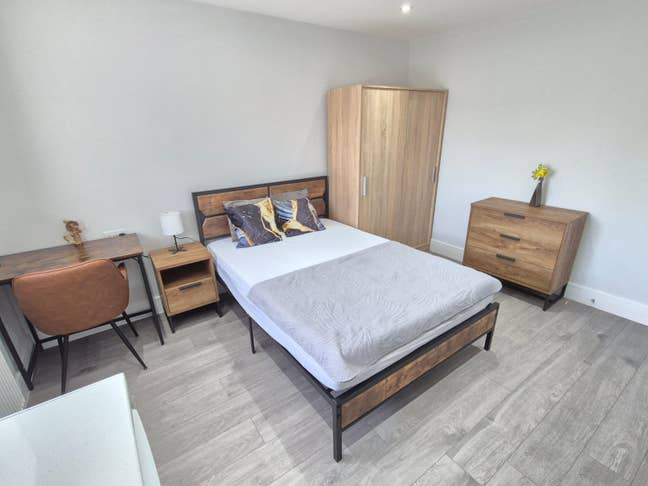 ️‍🔥️‍🔥 Brand New En-suite with Kitchenette🔥️‍🔥 Main Photo