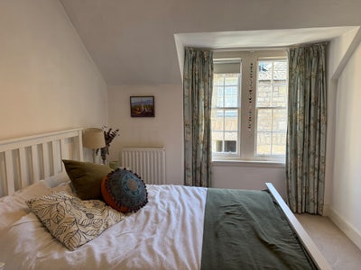 Flatmate wanted for Stockbridge - from Nov Main Photo