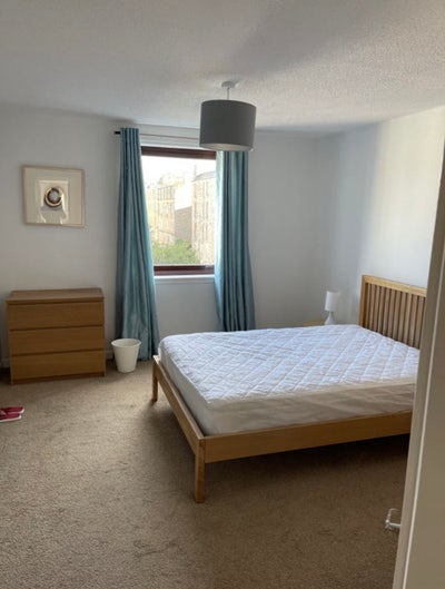Double en-suite room Meadowbank  Main Photo