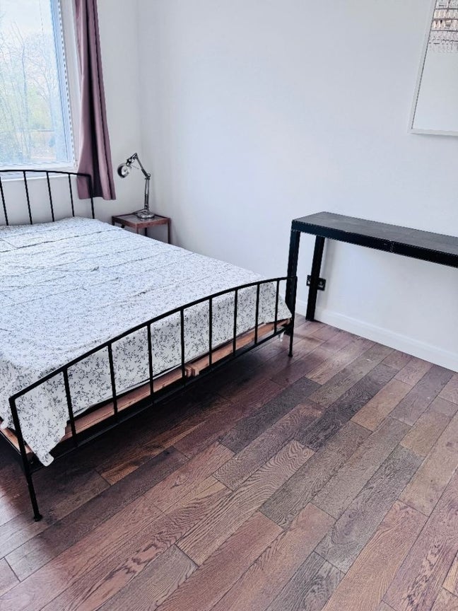 A Spacious 1 Double Room for rent in E7  Main Photo