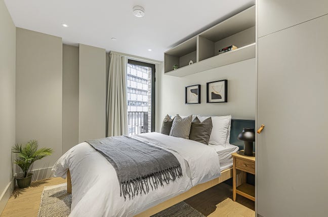 Great En-suite Double Room in the Heart of Camden Main Photo