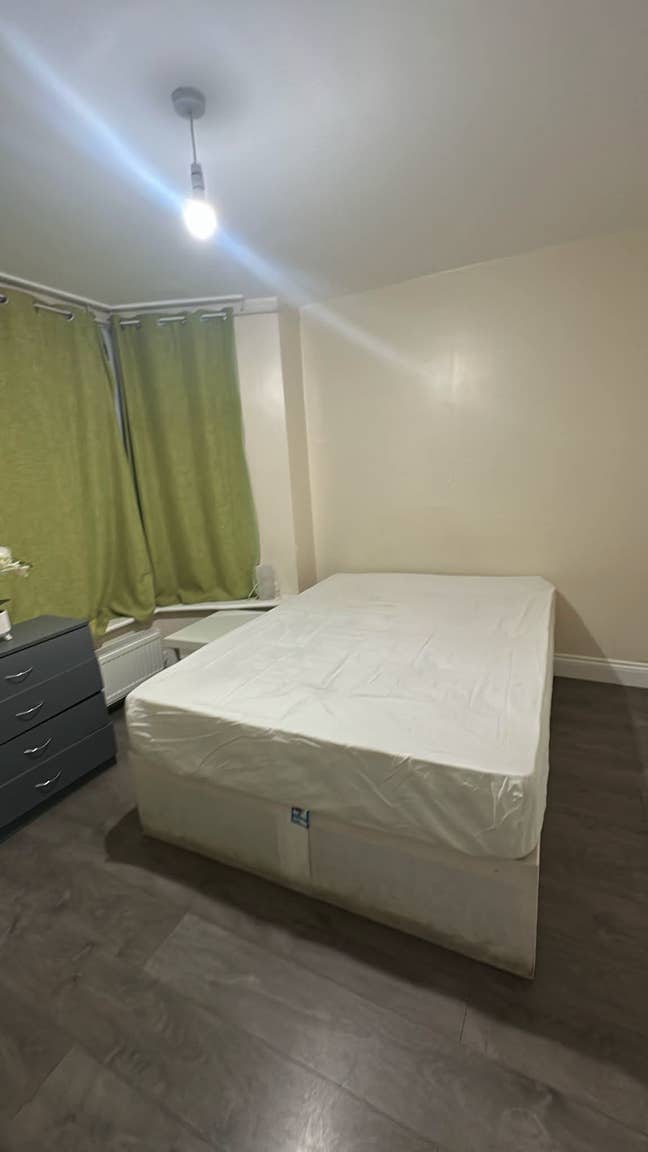 Double Ensuite Room | &pound;970pcm | Bills Included  Main Photo