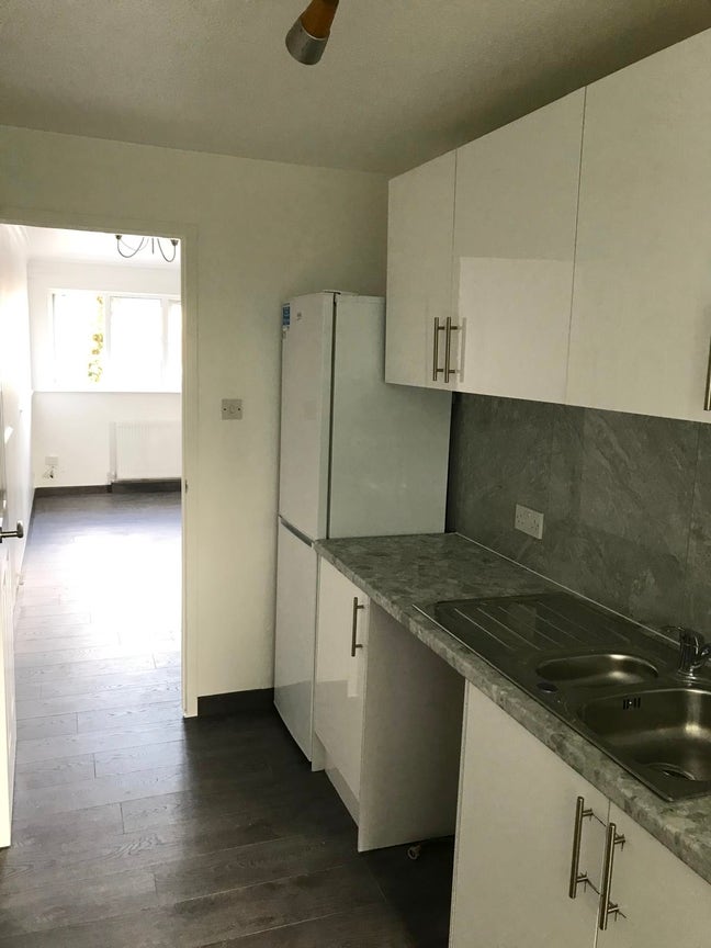 1 Bed / 1st Floor Maisonette / ENFIELD EN3  Main Photo