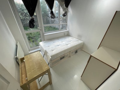 2 Rooms Near Westferry/Canary Wharf bills Inc Main Photo