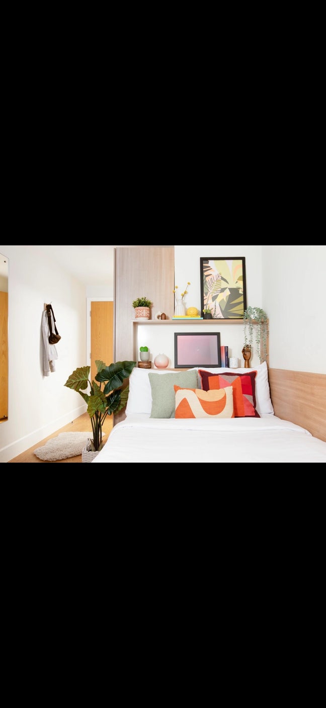 Large Double En-suite Room Kelvin Court- Glasgow Main Photo