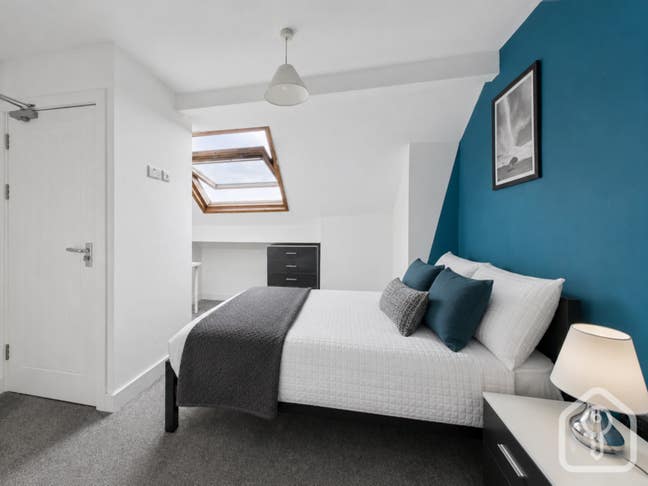 Cosy ensuite room in Sheffield Main Photo