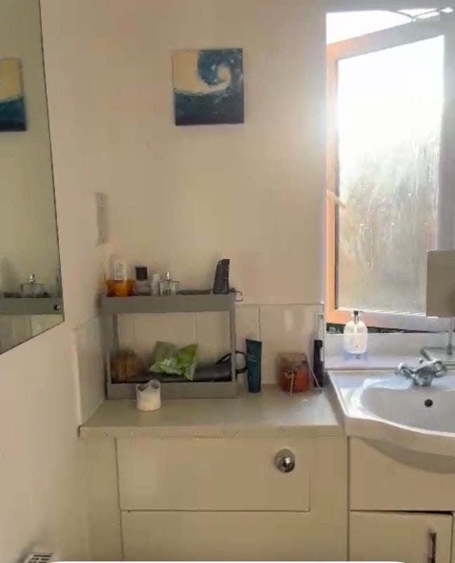 Fully furnished single room near Tower bridge Main Photo