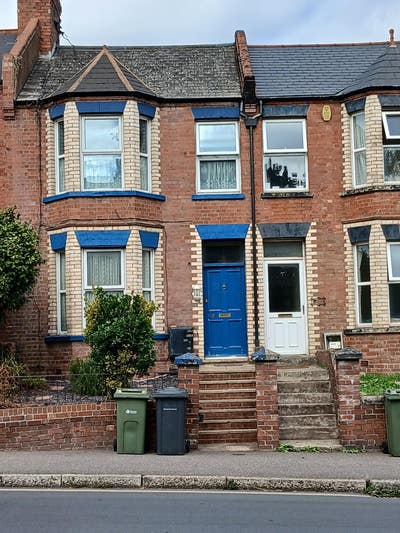 Quirky, furnished, double  room  - bills included Main Photo