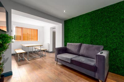 Ensuite Rooms Available 🏡 Orchard Way Main Photo