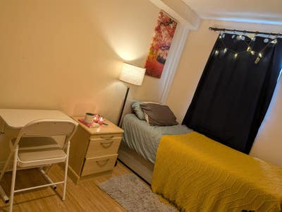 Single Room Available on Fifth Floor Flat Main Photo
