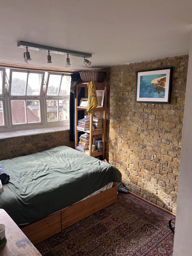New flatmate wanted in the heart of London Fields  Main Photo