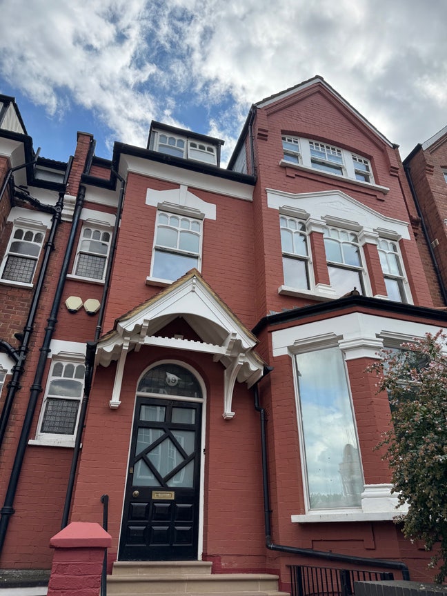 Double room with en-suite in Highgate Main Photo