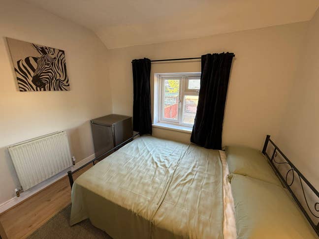 Lovely Near refurbished House All Bills Included  Main Photo