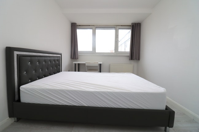 Last Newly Refurbished Room Near Stratford Centre Main Photo