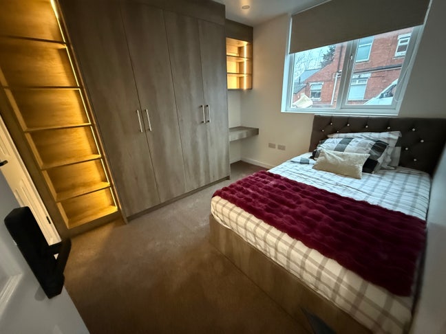 Brand New CV12BQ Northfield Road Ensuite  Main Photo