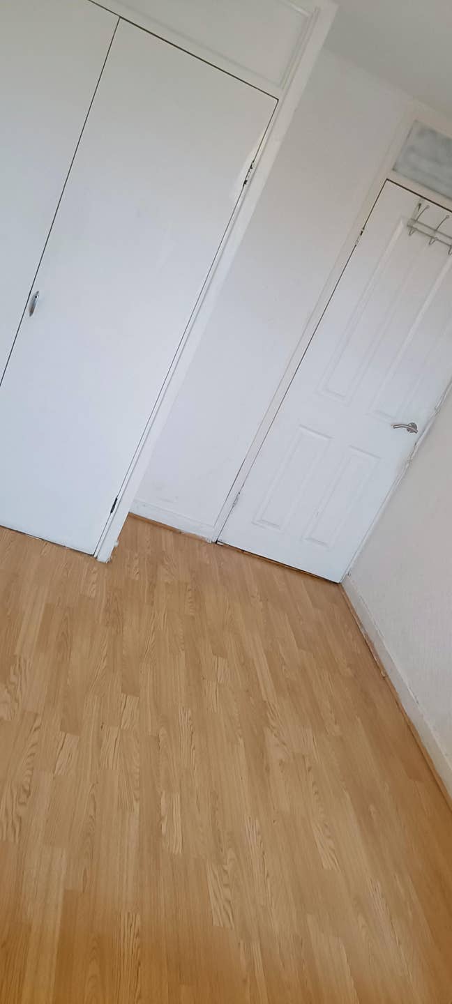 Large Double Room All Bills Included  Main Photo