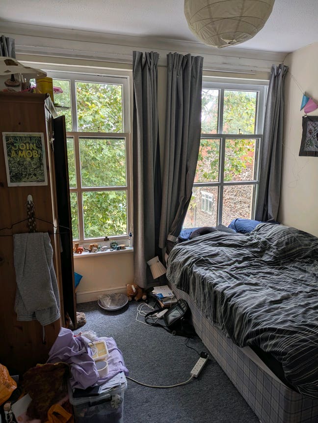Furnished room in Hotwells to let Main Photo