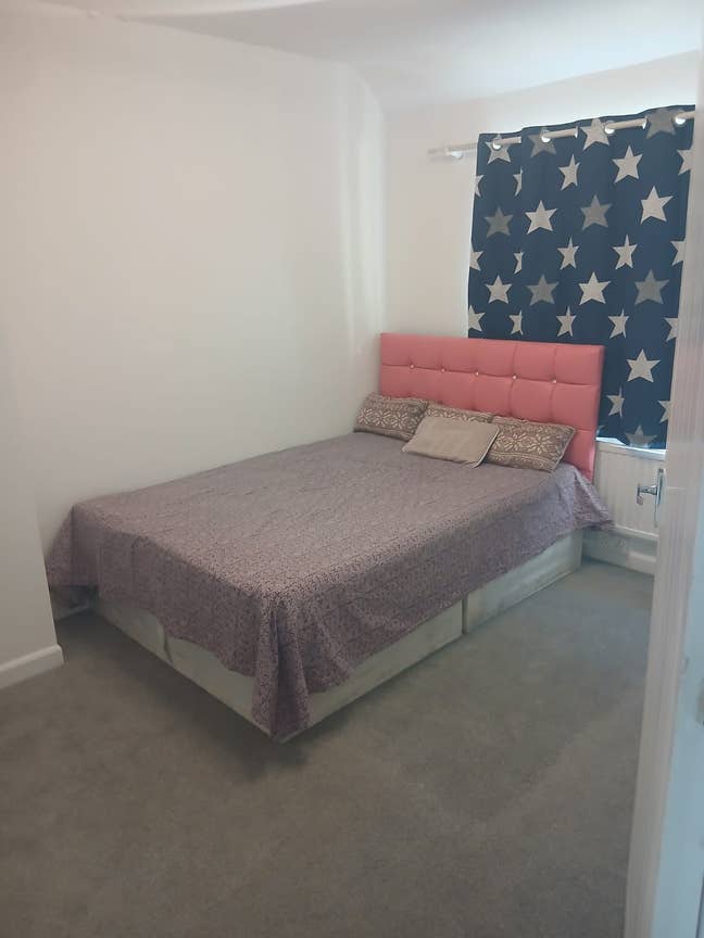 Double Room RM8 1DB | All Bills Inc |Single person Main Photo