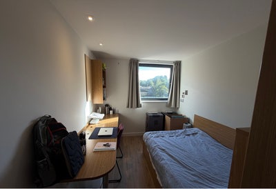 UofG Thurso Street Ensuite | River View | &pound;190pw Main Photo