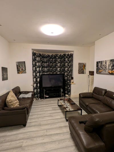 Double room available B62 Main Photo