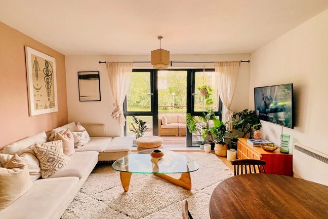 3 bed house lower Clapton Main Photo