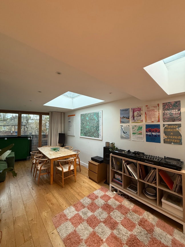 Double En-suite Room in Stockwell  Main Photo