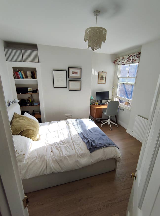 Double Room - Peaceful Road in Fulham - Bills Incl Main Photo