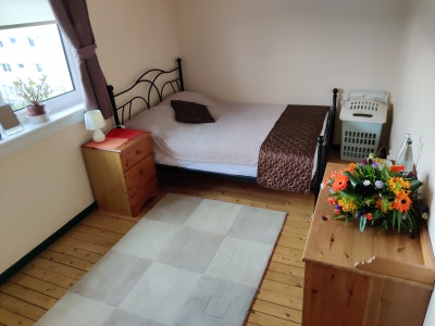 Spacious Double Room in Excellent Location  Main Photo