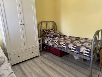 Room for rent  Main Photo
