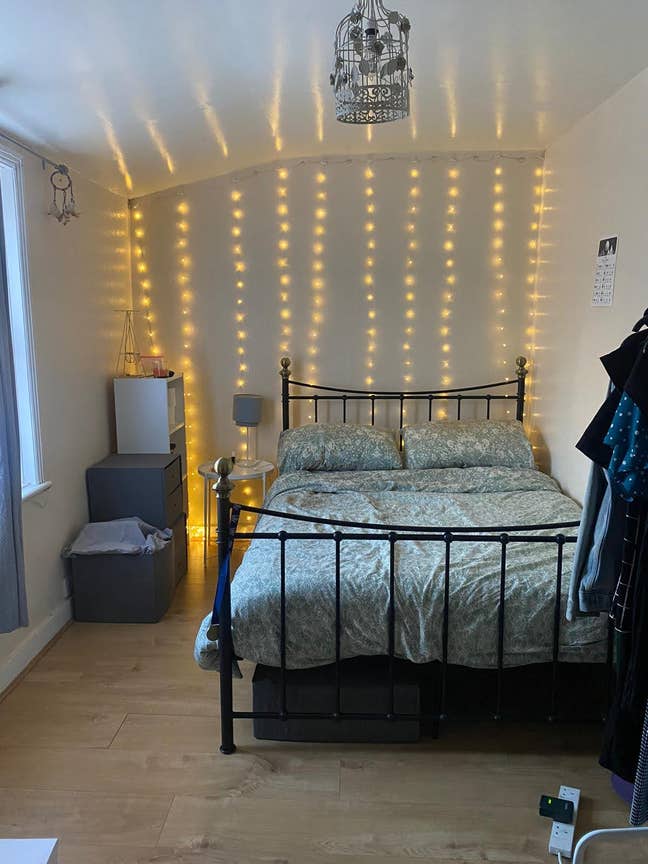 **Spacious, Clean & Tidy - Professional Home** Main Photo