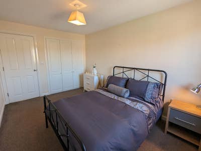 Double and en-suite near Cribbs Causeway Main Photo