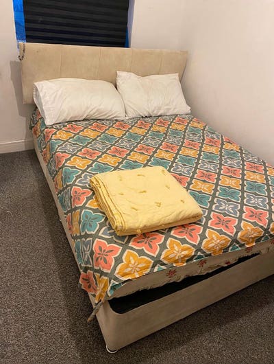 Single Room available to Rent Main Photo