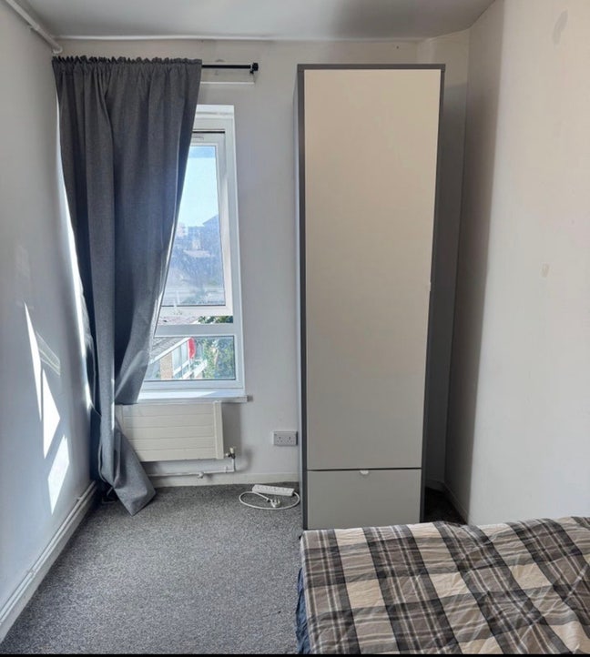 Room to Rent Main Photo