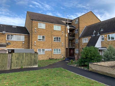 Spacious & Cosy Double Room For Rent AT TW4 7BX Main Photo