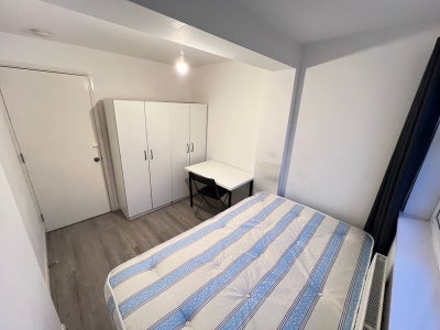 ✨🛏️ 2X Rooms Available to Let in - Uxbridge Main Photo