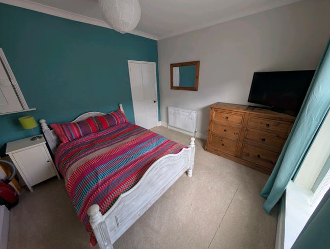 Spacious Newly Decorated Double Room Quiet House Main Photo