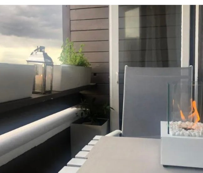Stunning Soho Studio with Private Balcony Main Photo