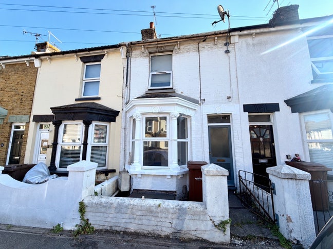1 Bedroom Flat | No Bills Included  Main Photo