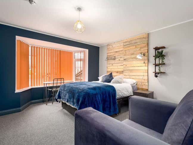 Ensuite Rooms Available 🏡 Orchard Way Main Photo