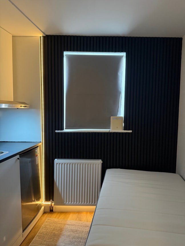 Tiny studio Main Photo